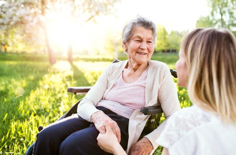 The Importance of Hiring a Geriatric Care Manager for Your Aging Parents